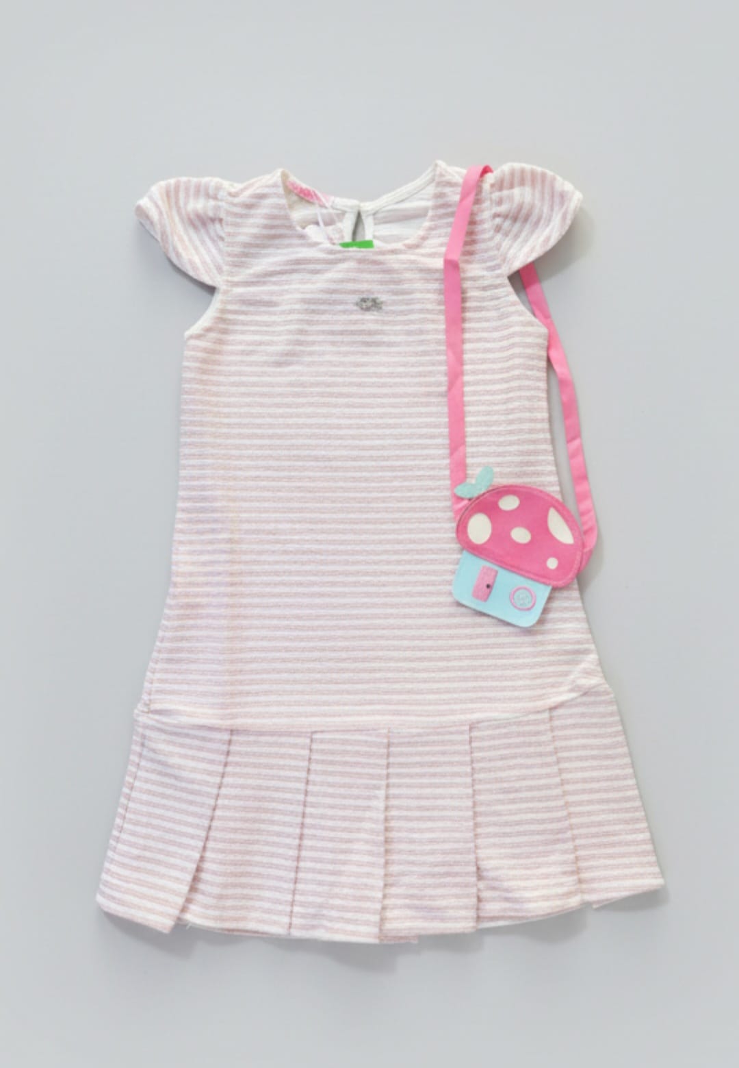 Vestido com Bolsinha Gabriela Aquarela – Delicadeza, Estilo e Conforto em um Só Look