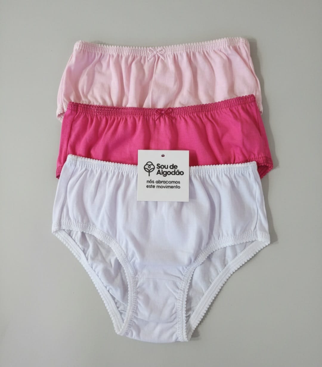 Calcinha Infantil 100% Algodão Lisa – Kit com 3- Conforto, Suavidade e Liberdade para o Dia a Dia