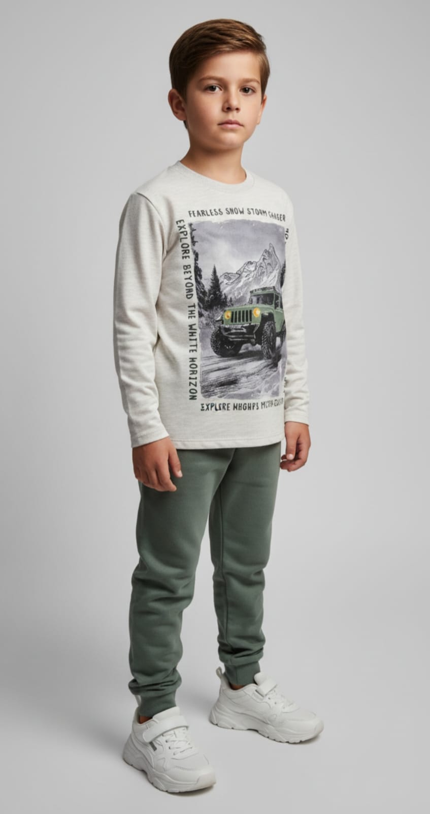 Conjunto de Moletom Jeep Menino Infantil: Conforto, Estilo e Proteção para o Dia a Dia