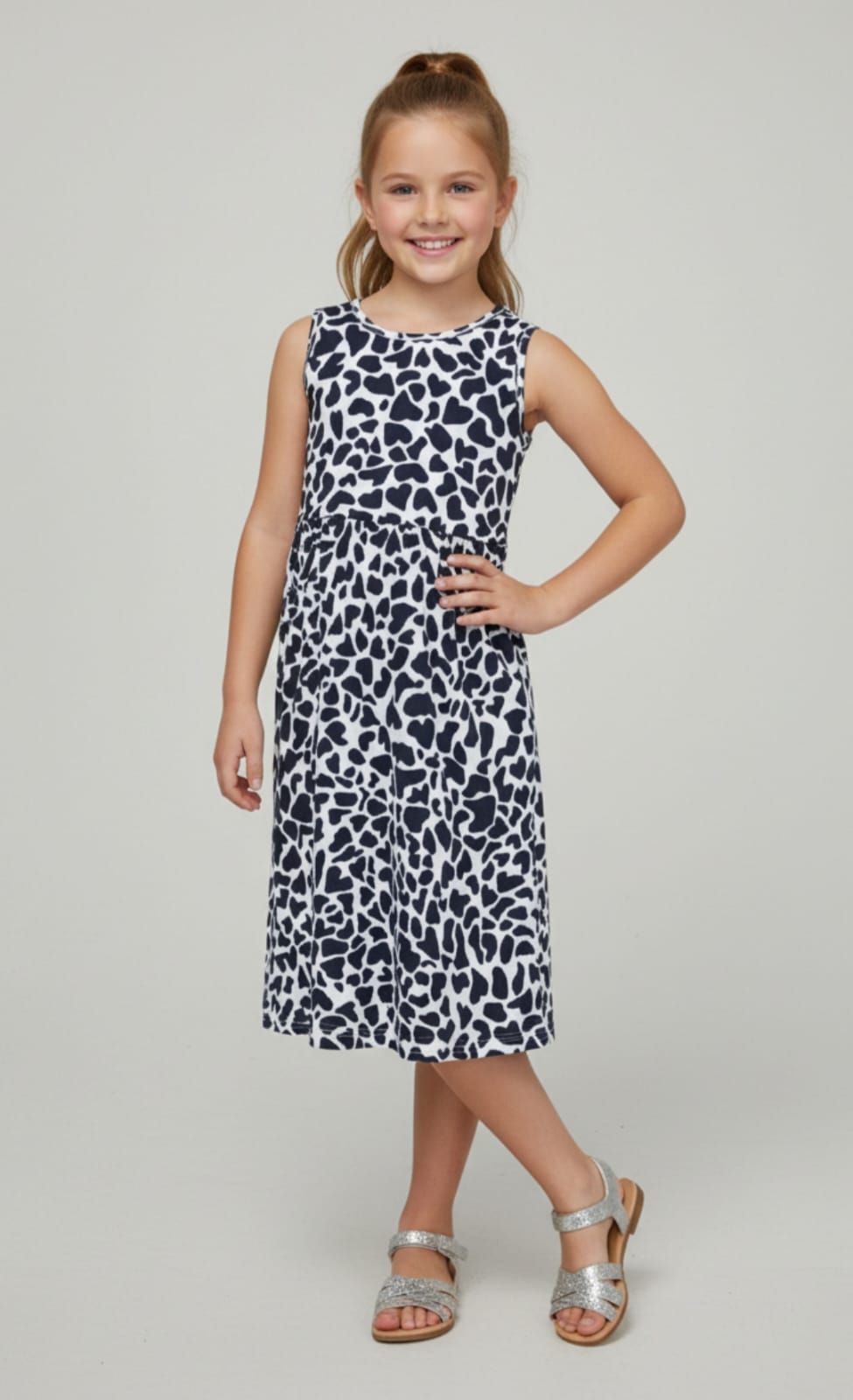 Vestido Coração Infantil 100% Algodão – Conforto, Estilo e Liberdade para o Dia a Dia