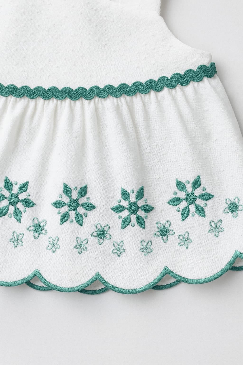 Conjunto Infantil Alakazoo Verde Glimmer – Blusa e Short Feminino Confortável, Moderno e Brilhante