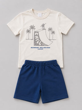 Conjunto Infantil Masculino Camiseta em Malha Penteada e Short em Moletom