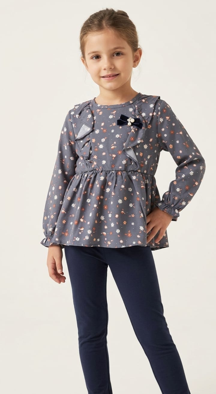 Conjunto Blusa Tipo Bata e Legging Flores: Conforto, Estilo e Delicadeza para o Dia a Dia