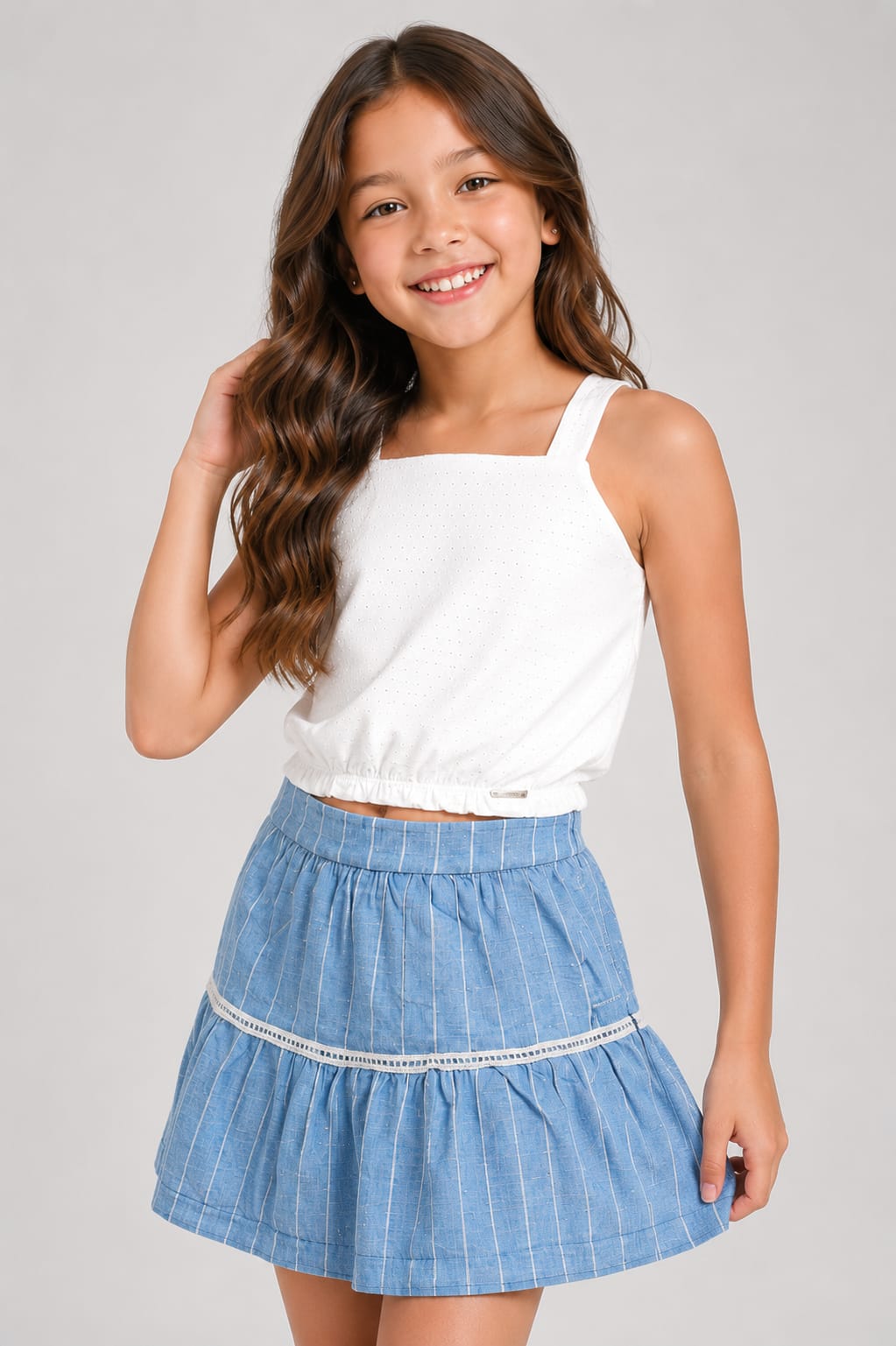 Conjunto Infantil Cropped em Malha Nikko com Saia Short