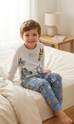 Pijama Infantil Safari – Conforto e Diversão para a Hora de Dormir