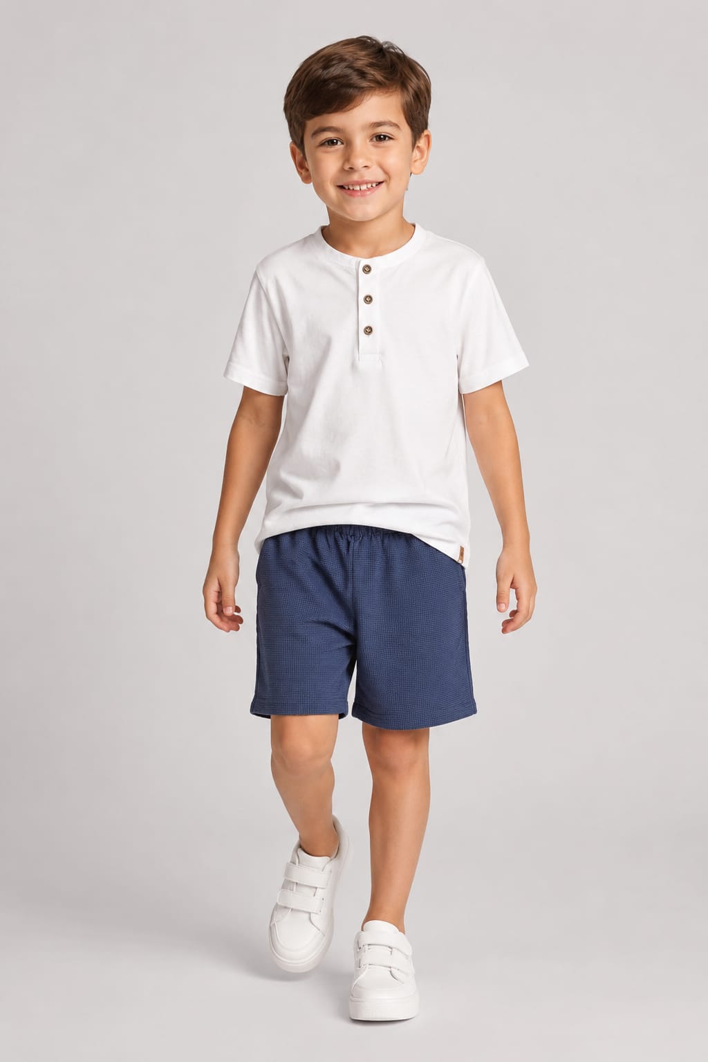 Conjunto Infantil Masculino Camiseta em Meia Malha Penteada e Short em Moletom Fire
