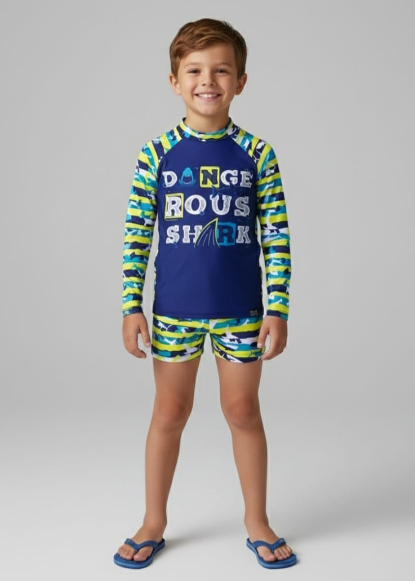 Conjunto Blusa de Proteção UV 50 e Sunga Menino