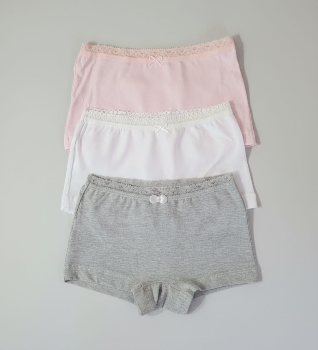 Calcinha Infantil Boxer 100% Algodão – Kit com 3 Peças Confortáveis e Respiráveis