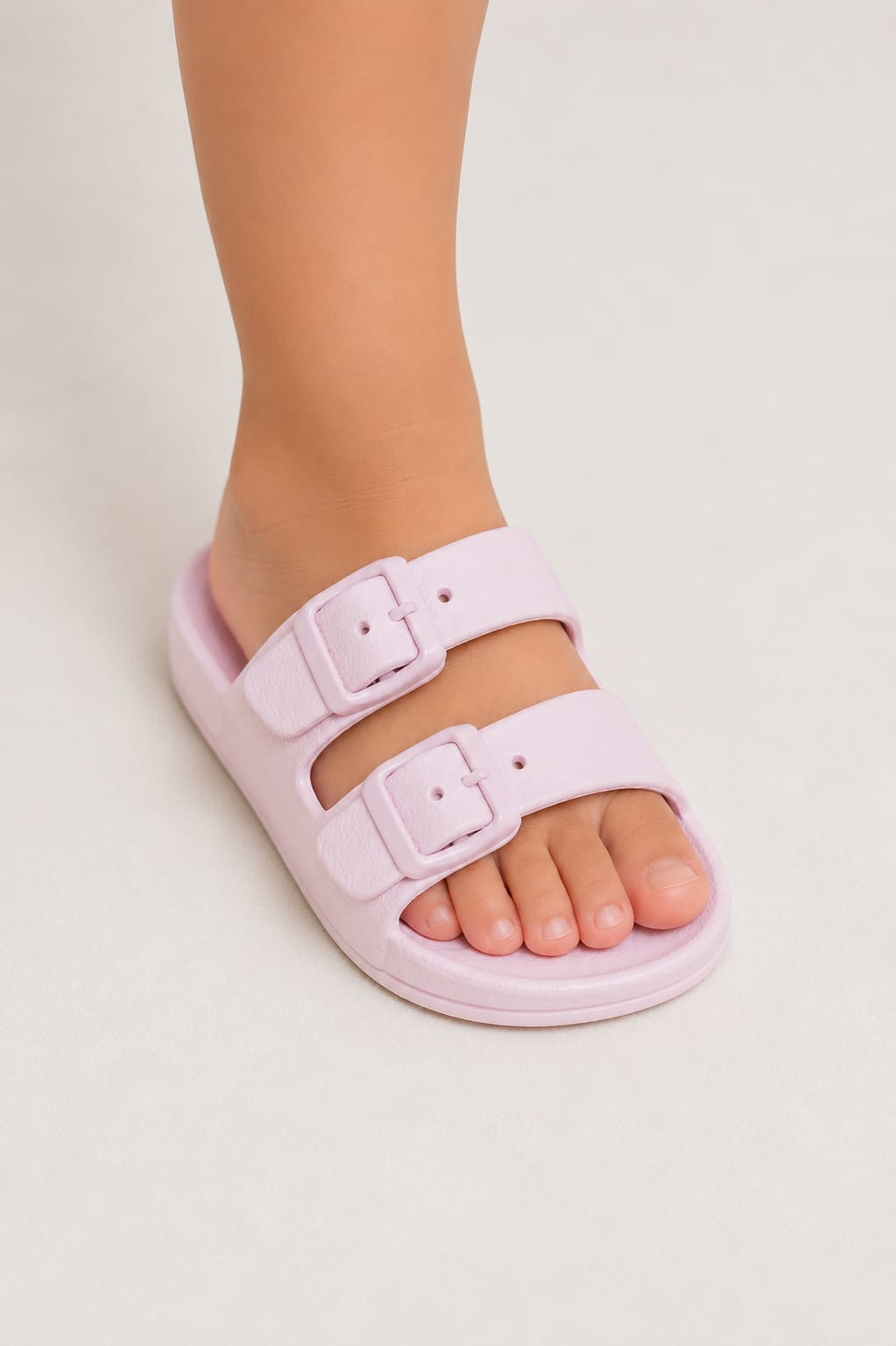 Papete Infantil Up Baby Lilás Doce com Fivelas Decorativas e Solado Antiderrapante