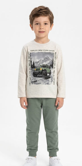Conjunto de Moletom Jeep Menino Infantil: Conforto, Estilo e Proteção para o Dia a Dia