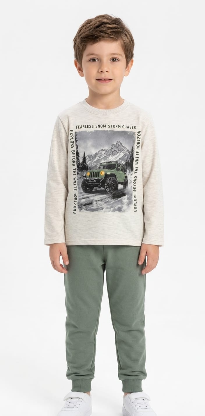 Conjunto de Moletom Jeep Menino Infantil: Conforto, Estilo e Proteção para o Dia a Dia