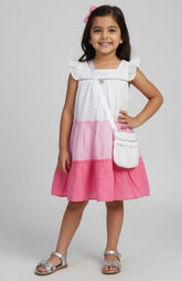 Vestido com Bolsinha Gabriela Aquarela – Delicadeza, Conforto e Brilho para Momentos Especiais