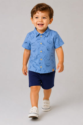 Conjunto Infantil Menino com Camisa Estampada e Short em Moletom