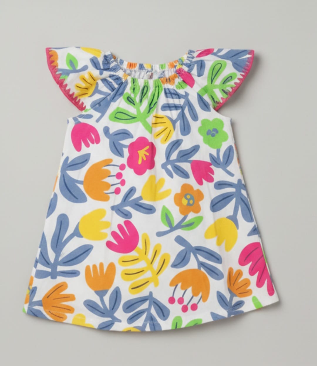 Vestido Flores Infantil em Algodão – Conforto, Leveza e Delicadeza para o Dia a Dia