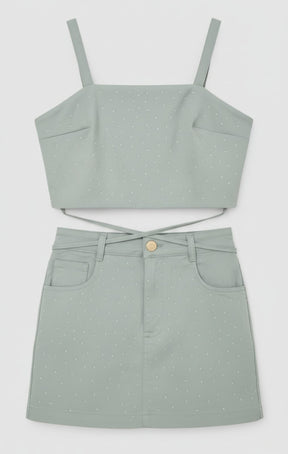 Conjunto PinkX Estilo em Sarja – Cropped com Pontos de Luz e Short Saia com Amarração